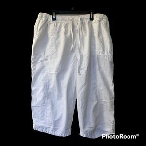 Gloria Vanderbilt White Cotton Capris Size 1X